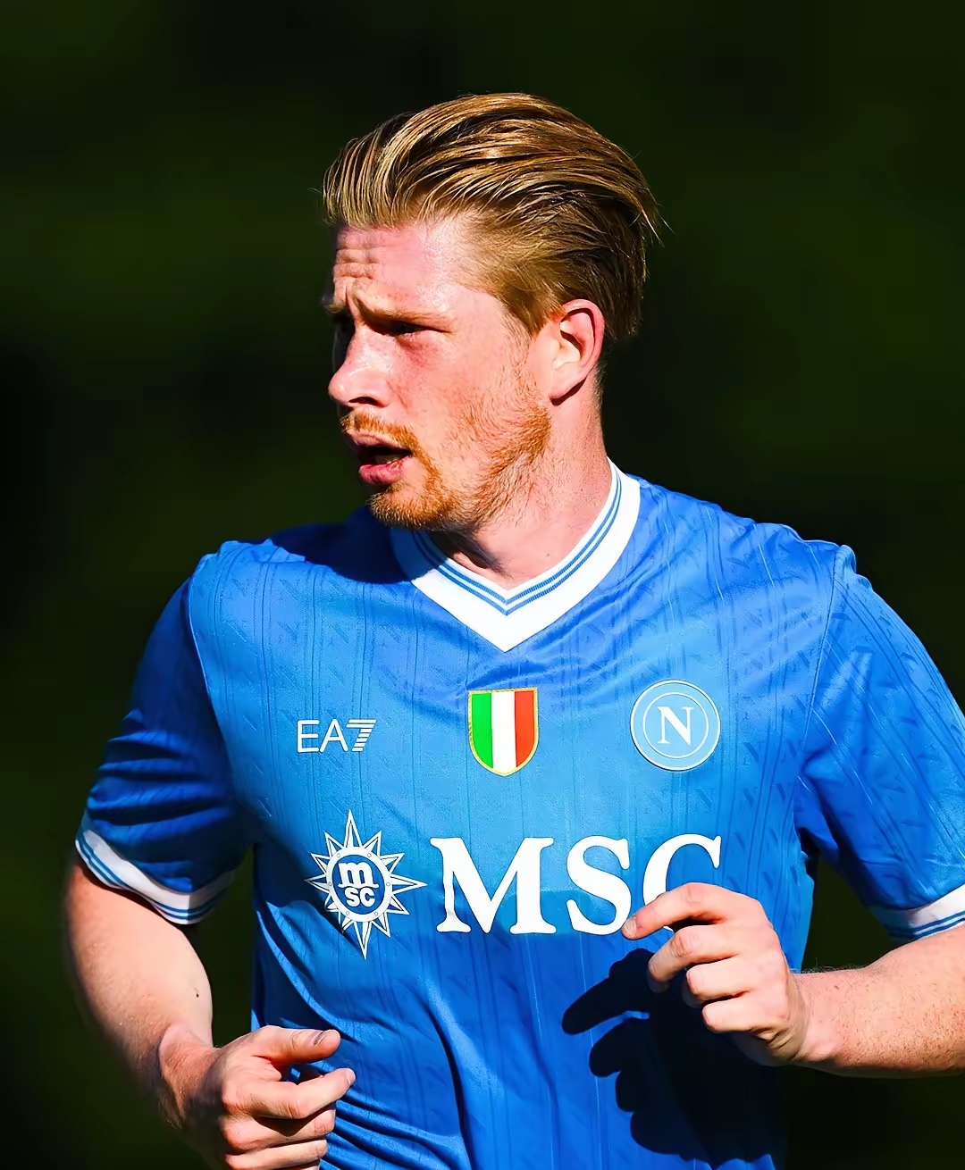 纽约大都会任命卡洛斯·门多萨为新任主帅，寻求在金元时代后的新平衡