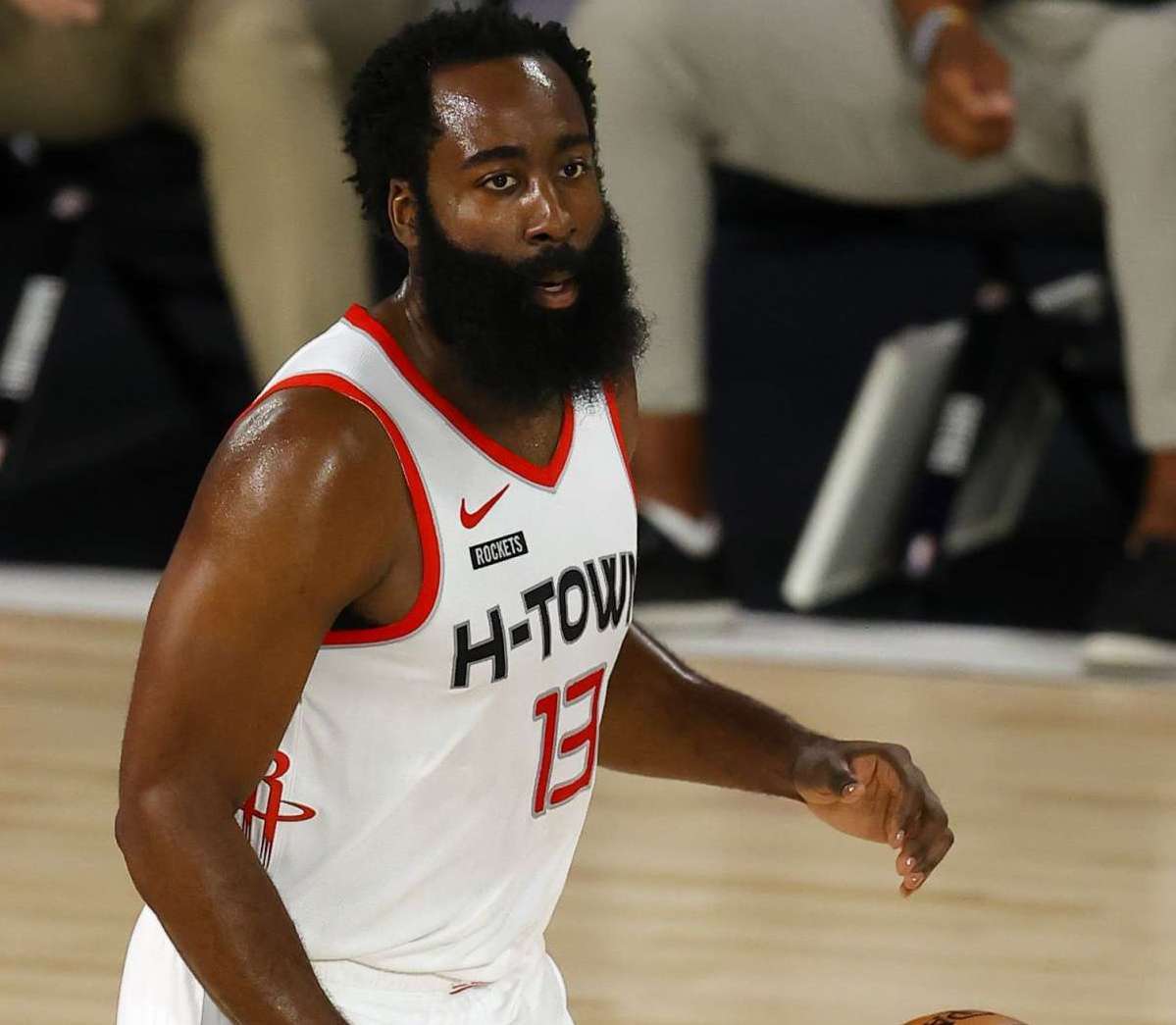 少伤病积累 少伤病积累